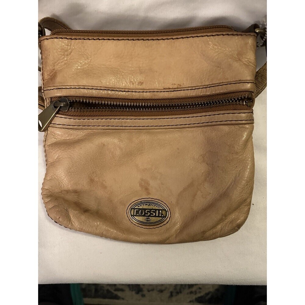 Fossil Authentic Tan Small Crossbody Shoulder Bag Purse Adjustable Strap 8"x8"